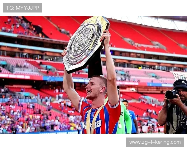 3球5助攻！19岁英格兰天才中场新星横空出世，3大欧洲豪门疯抢，英格兰最有潜力中场