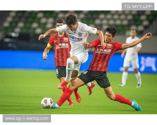 上海申花拉唐中路策动快速进攻，攻防转换的精彩之道